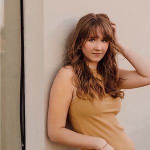 Meet your Posher, Elle